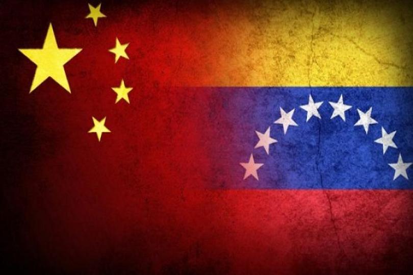 فنزويلا تقترض 5 مليار دولار من الصين لدعم القطاع النفطي